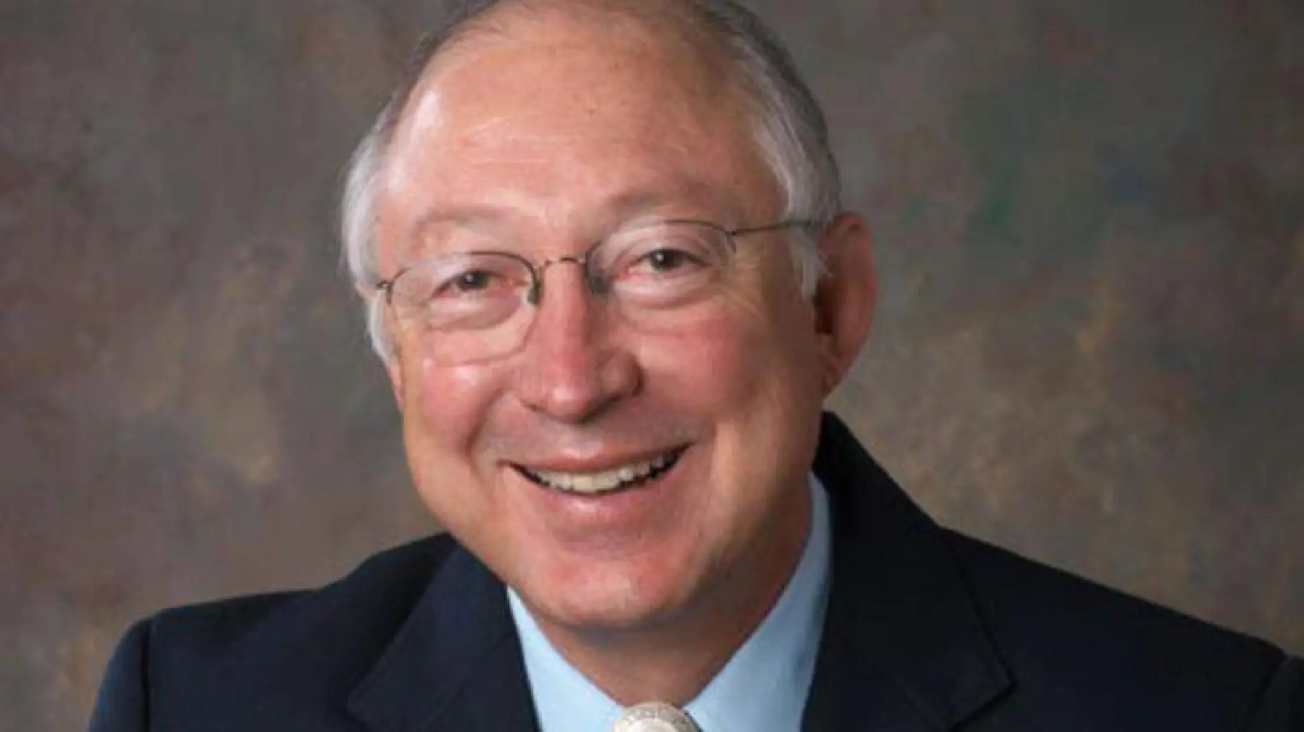 Ken Salazar (1)